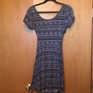 Adorable OPEN BACK black patterned dress